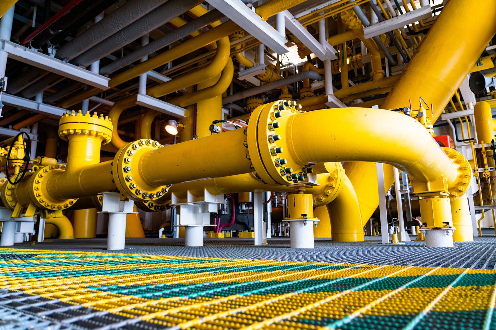 Oil and gas processing facility